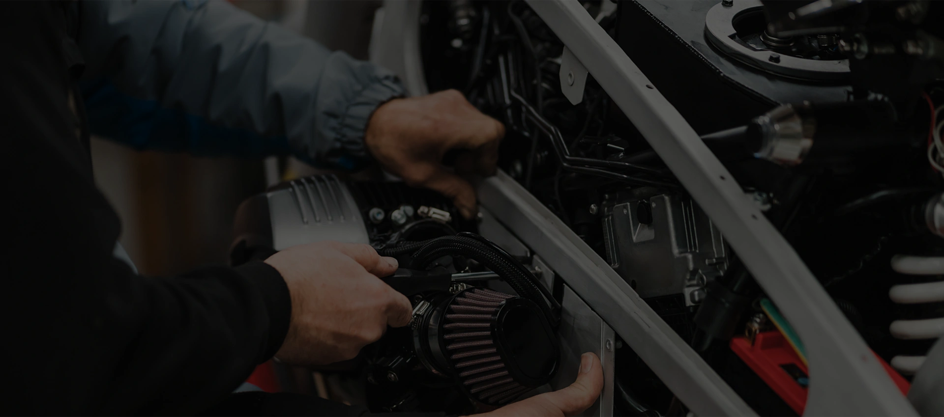 SOMOS PROVEEDORES DE AUTOPARTES