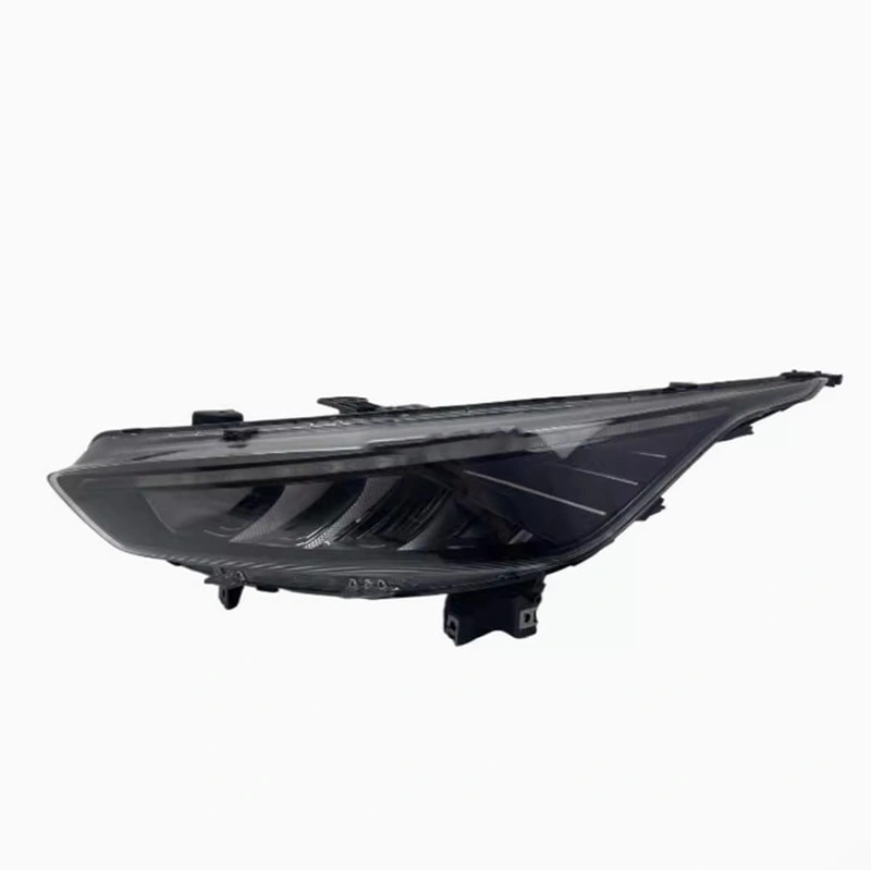 Recambios para automóviles. Recambio original chino para automóvil Geely Geometry A. Conjunto de faros delanteros. Iluminación delantera.